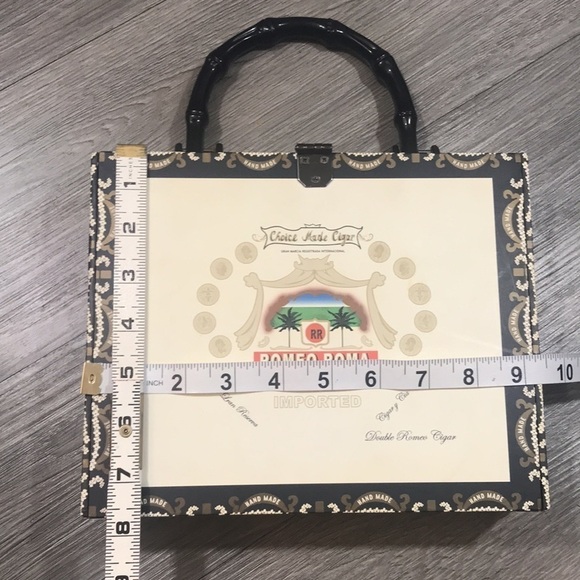 Vintage Cigar Box “So Chic” Embroidered & Beaded Handbag - Picture 9 of 10